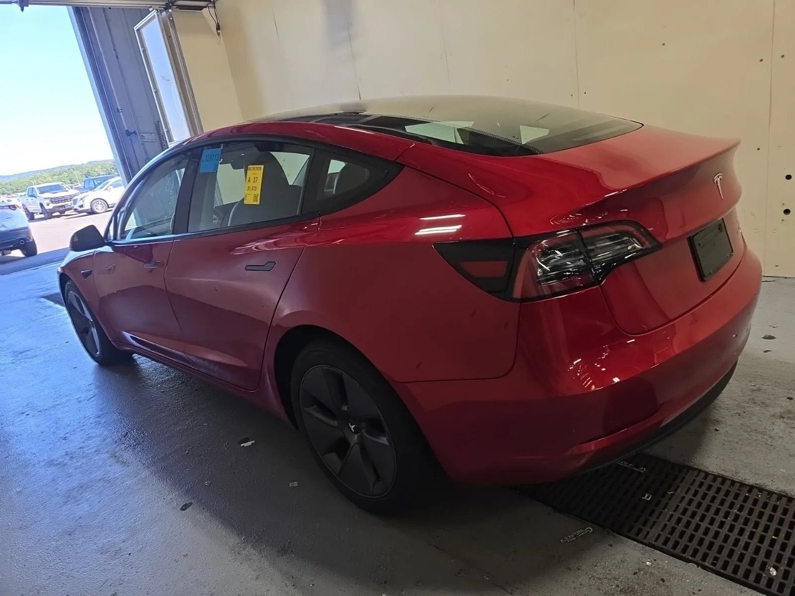 tesla model 3 2023 5YJ3E1EB5PF618697 image tesla model 3 2023 5YJ3E1EB5PF618697 image